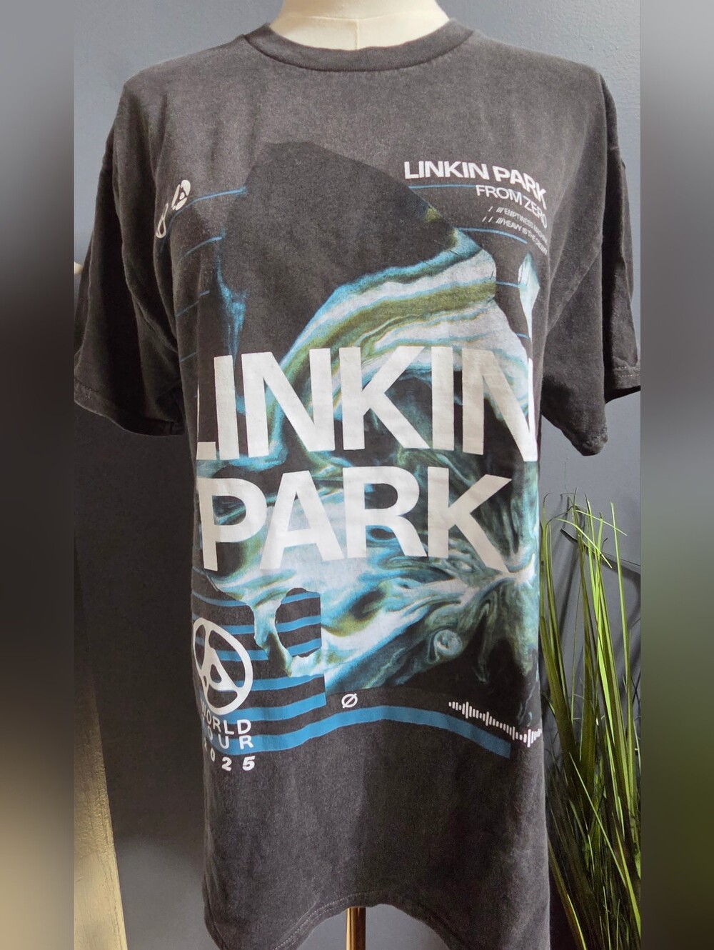 Linkin Park 2025- World Tour Tee- Size Small